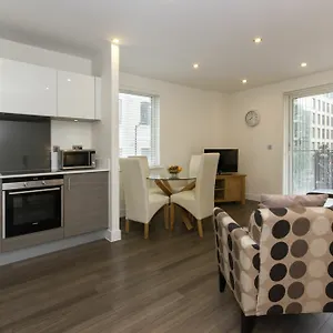 Citystay - Mill Park Apartment